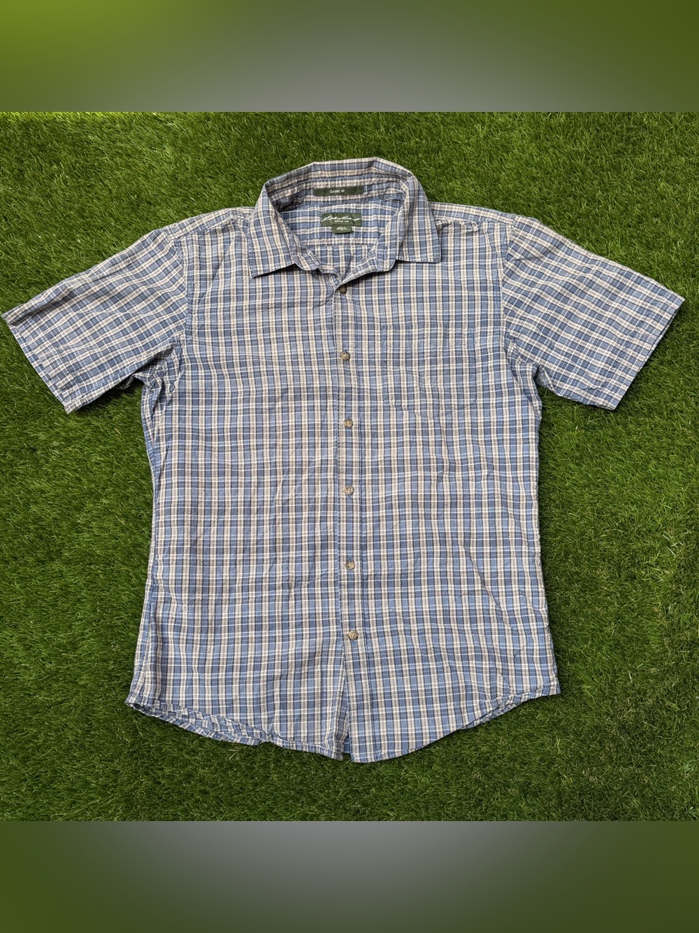 Eddie Bauer blue plaid button up shirt Size M